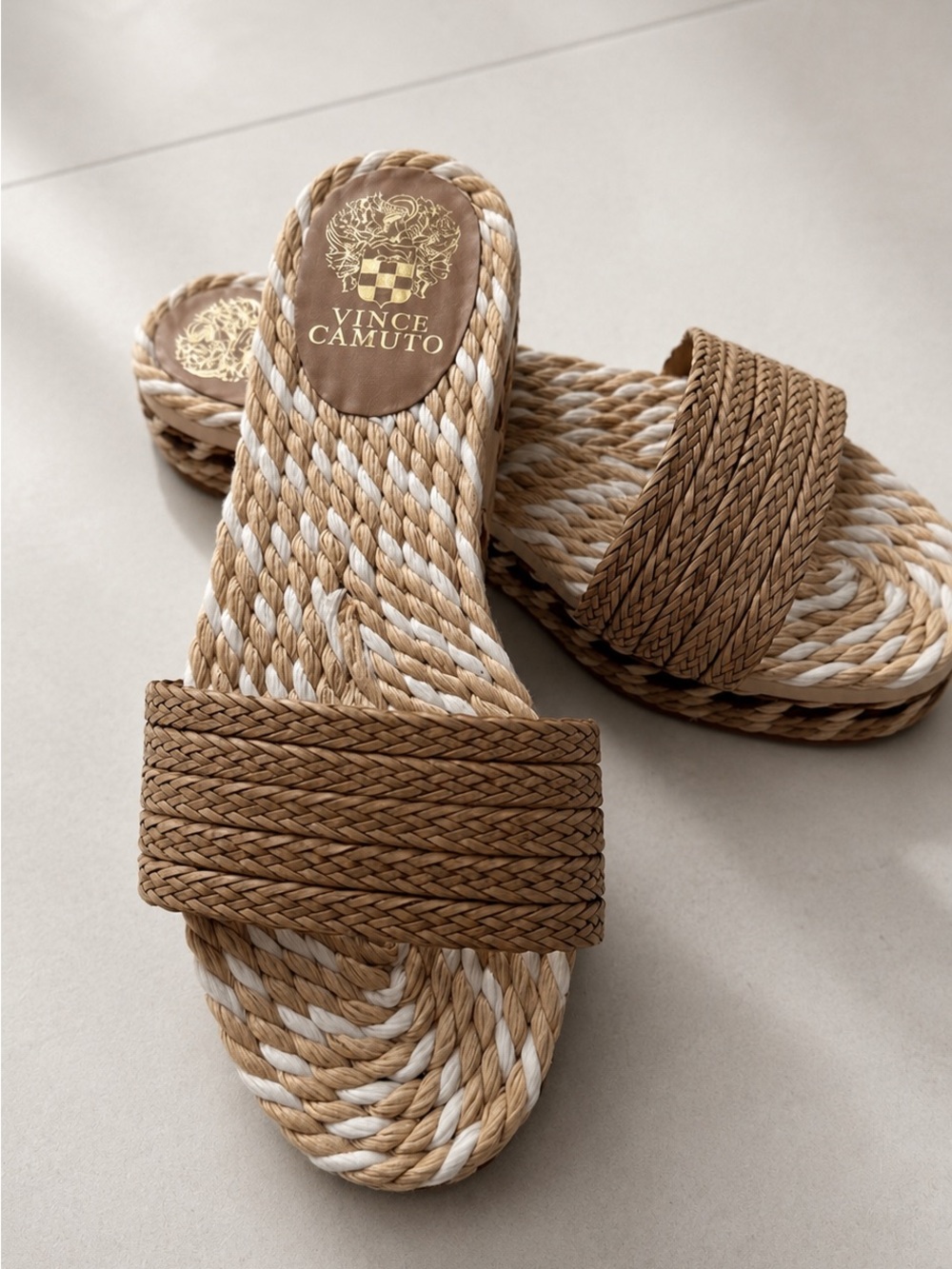 Vince Camuto Tan & Cream Braided Slide Sandals 7.5 - Picture 3 of 4